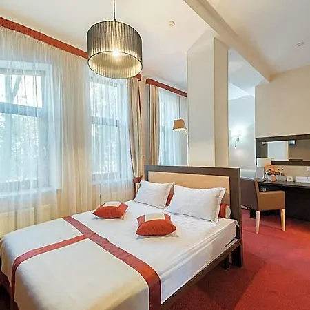 Boutique Palais Royal 3*
