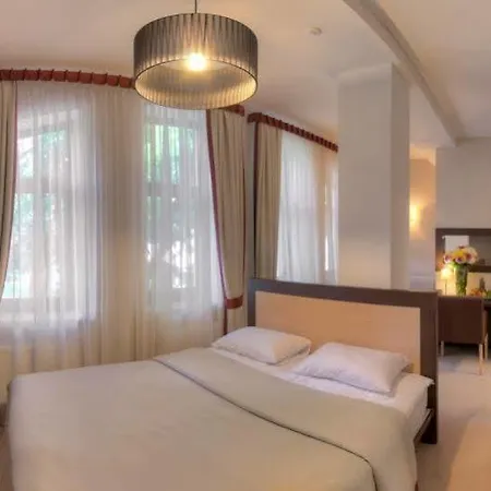 Boutique Palais Royal 3*