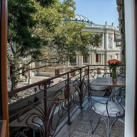 Boutique Palais Royal 3* Odessa