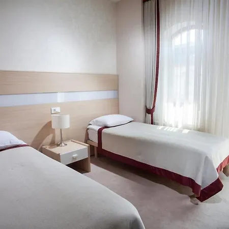 Boutique Palais Royal Hotel