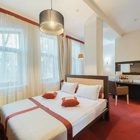 Boutique Palais Royal 3*