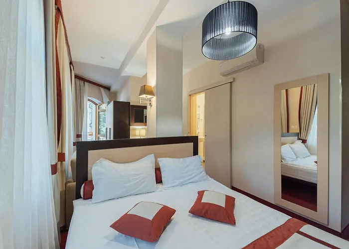 Hotel Boutique Palais Royal 3*