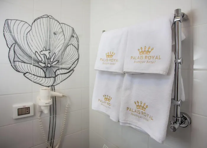 Hotell Boutique Palais Royal 3*