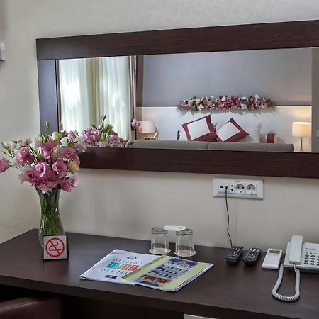 Boutique Palais Royal 3*