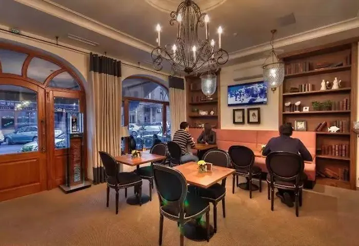 Boutique Palais Royal 3*