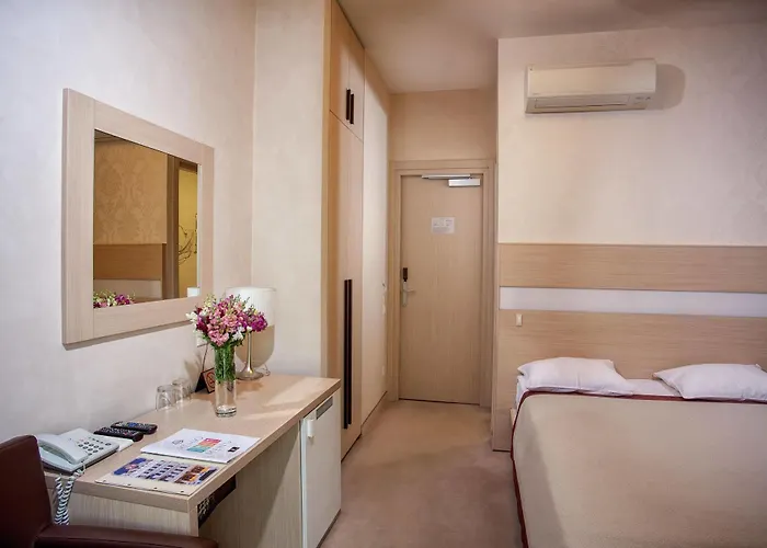 Boutique Palais Royal 3* Odessa